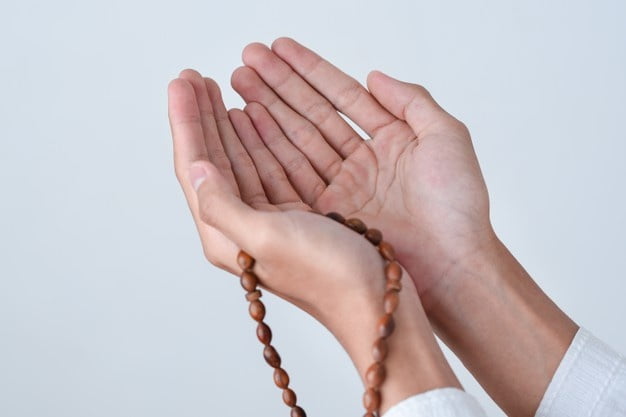 Malam Nisfu Sya’ban Dapat Diisi dengan Tiga Amalan Sunnah
